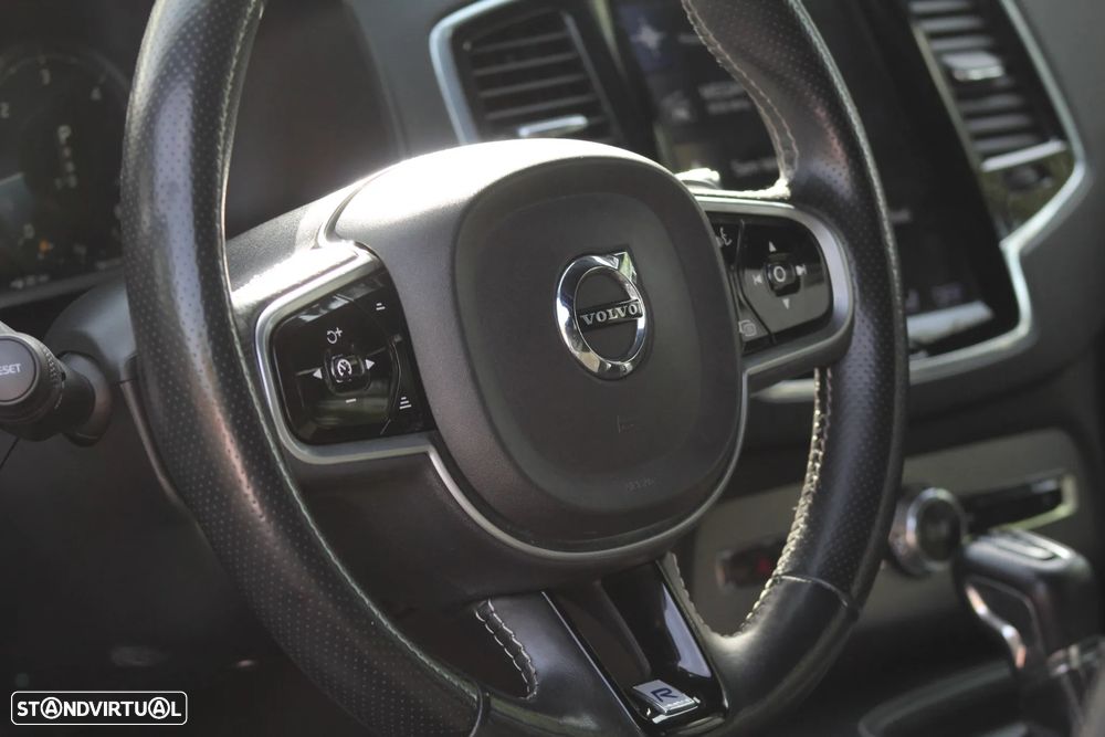 Volvo XC 90 2.0 D4 R-Design - 37