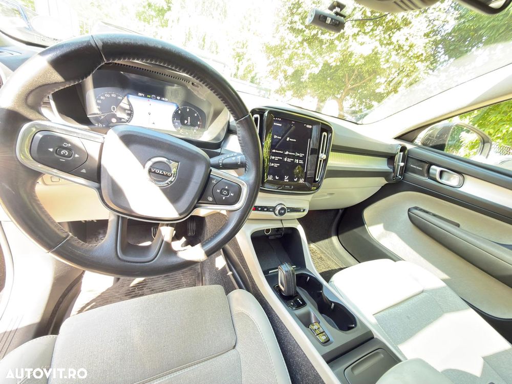 Volvo XC 40 D3 AWD Momentum Pro - 15