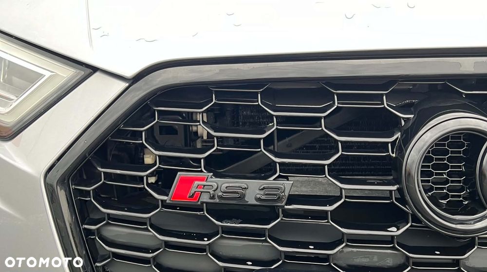 Audi RS3 Limousine - 19
