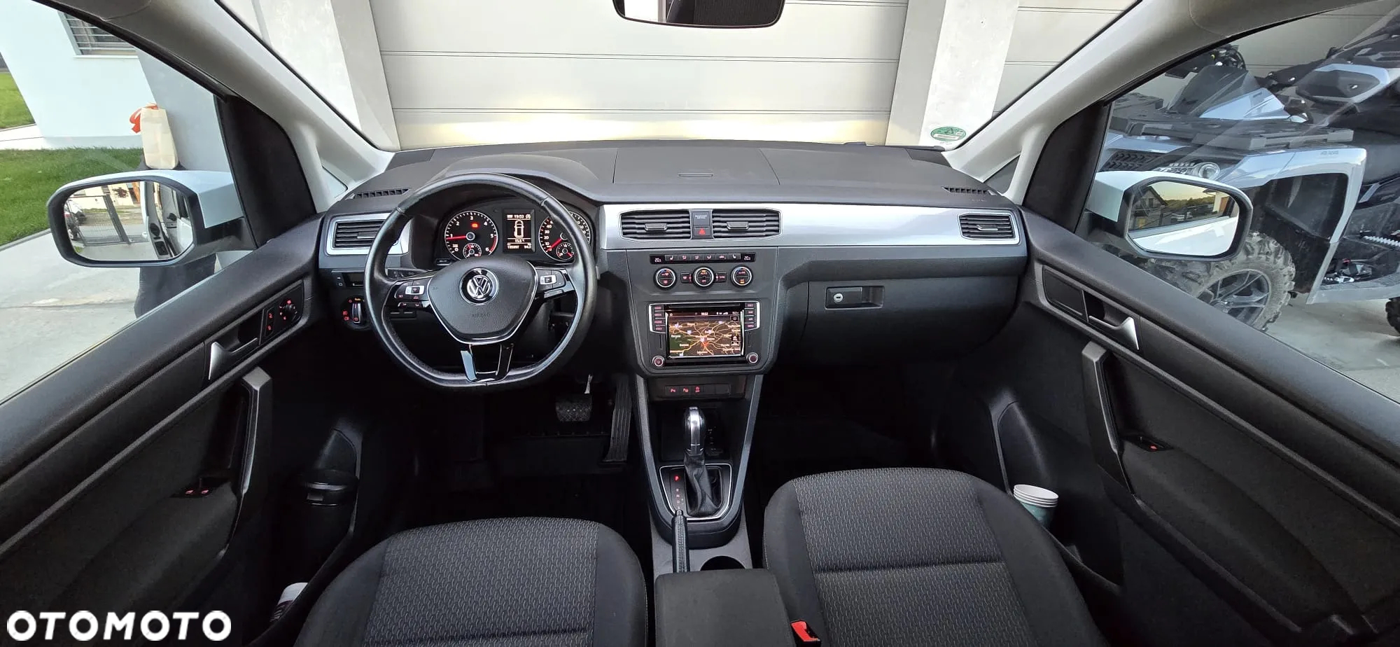 Volkswagen Caddy Maxi 2.0 TDI Comfortline DSG - 34