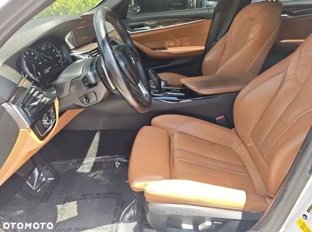 BMW Seria 5 530i - 15