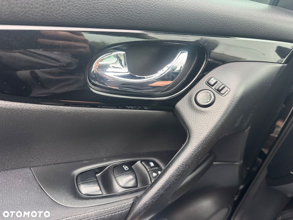 Nissan Qashqai 1.6 dCi 4 x 4 DPF Start/Stop acenta - 15