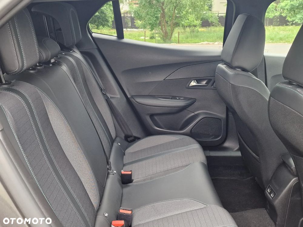 Peugeot 2008 1.5 BlueHDi Allure S&S EAT8 - 20