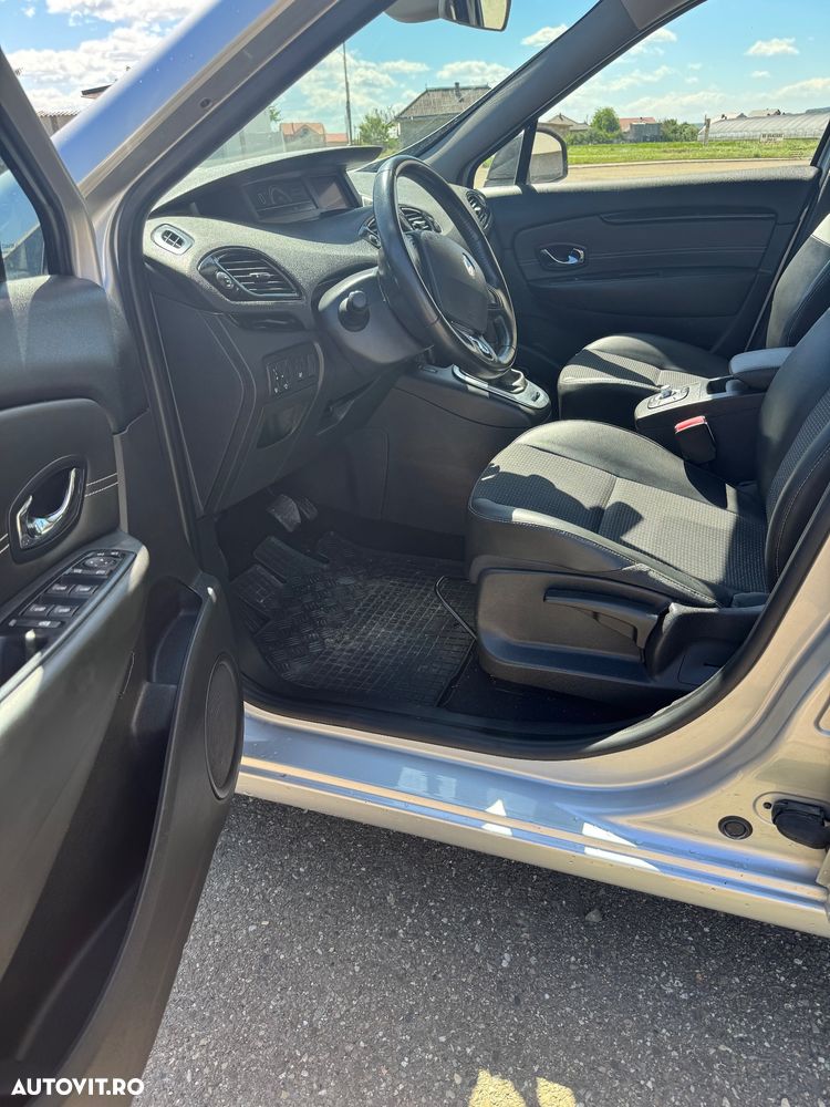 Renault Scenic - 9