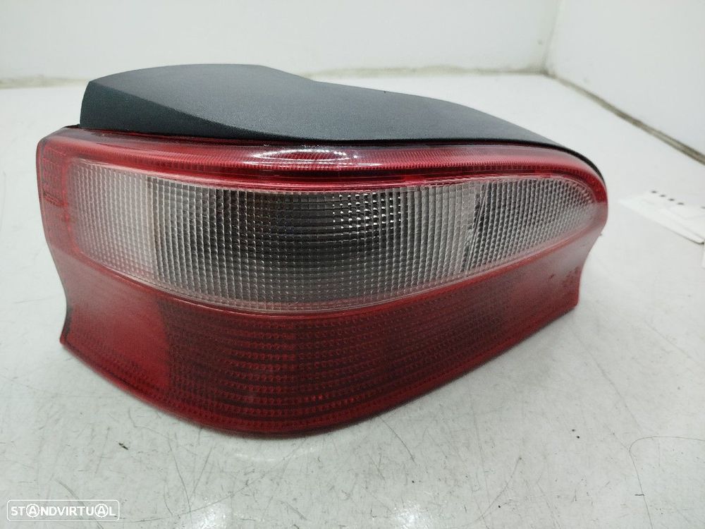 Farolim Stop Esq Citroën Saxo (S0, S1) - 2