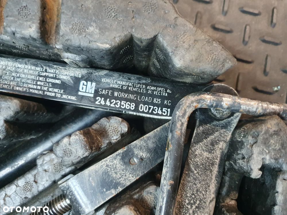 ZESTAW KOŁA ZAPASOWEGO OPEL VECTRA C 24423567 - 2