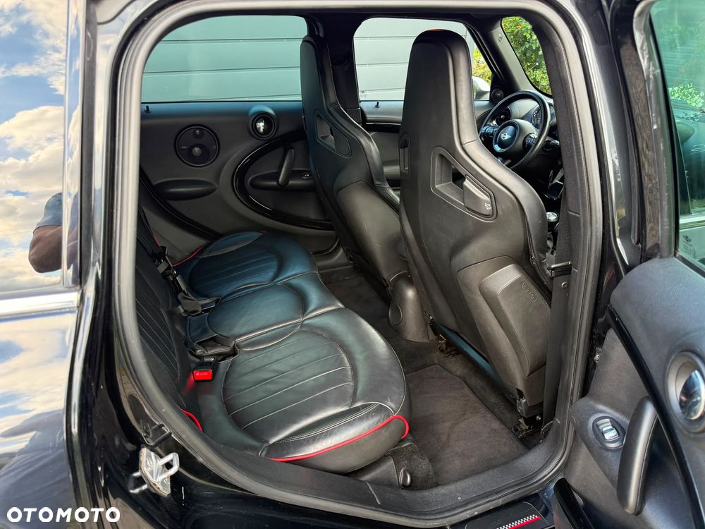 MINI John Cooper Works - 23