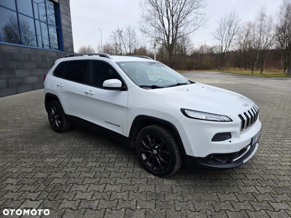 Jeep Cherokee - 10