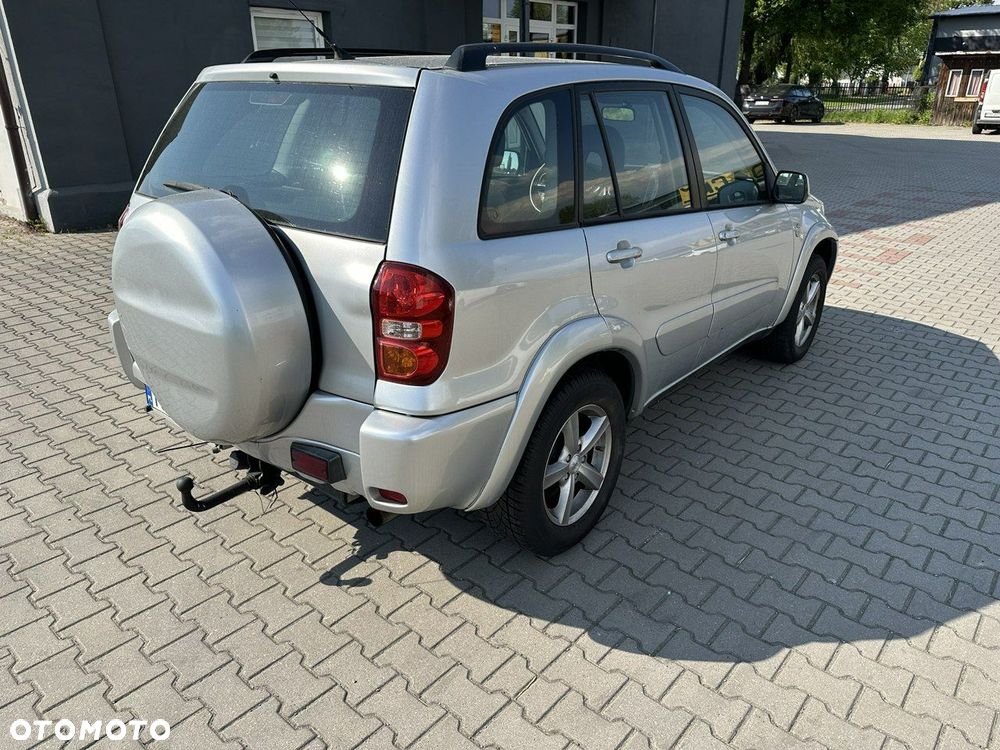 Toyota RAV4 - 2
