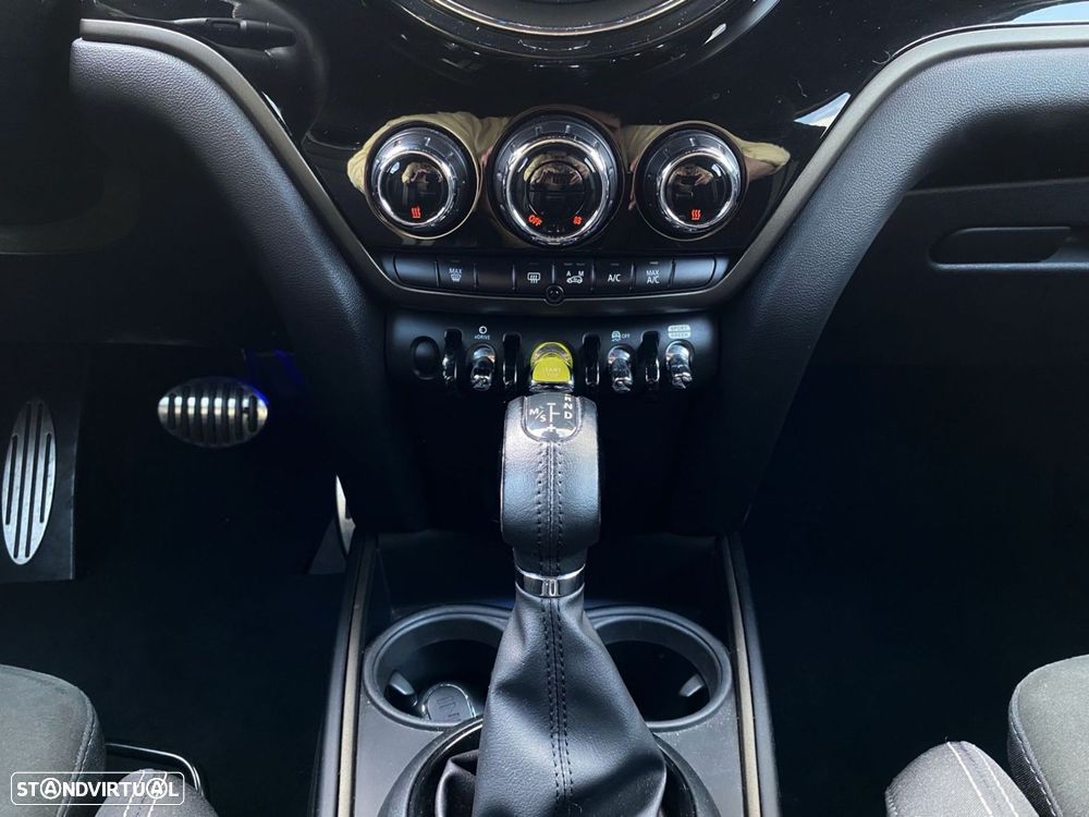 MINI Countryman Cooper SE ALL4 JCW Auto - 16