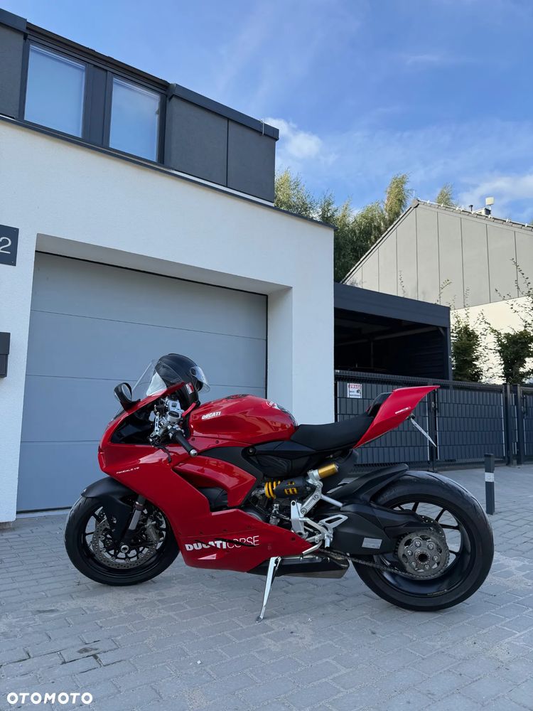 Ducati Panigale V2 - 2