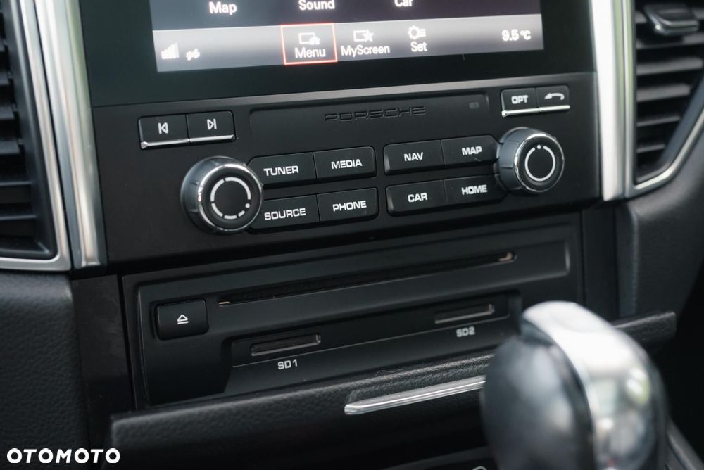 Porsche Macan - 25