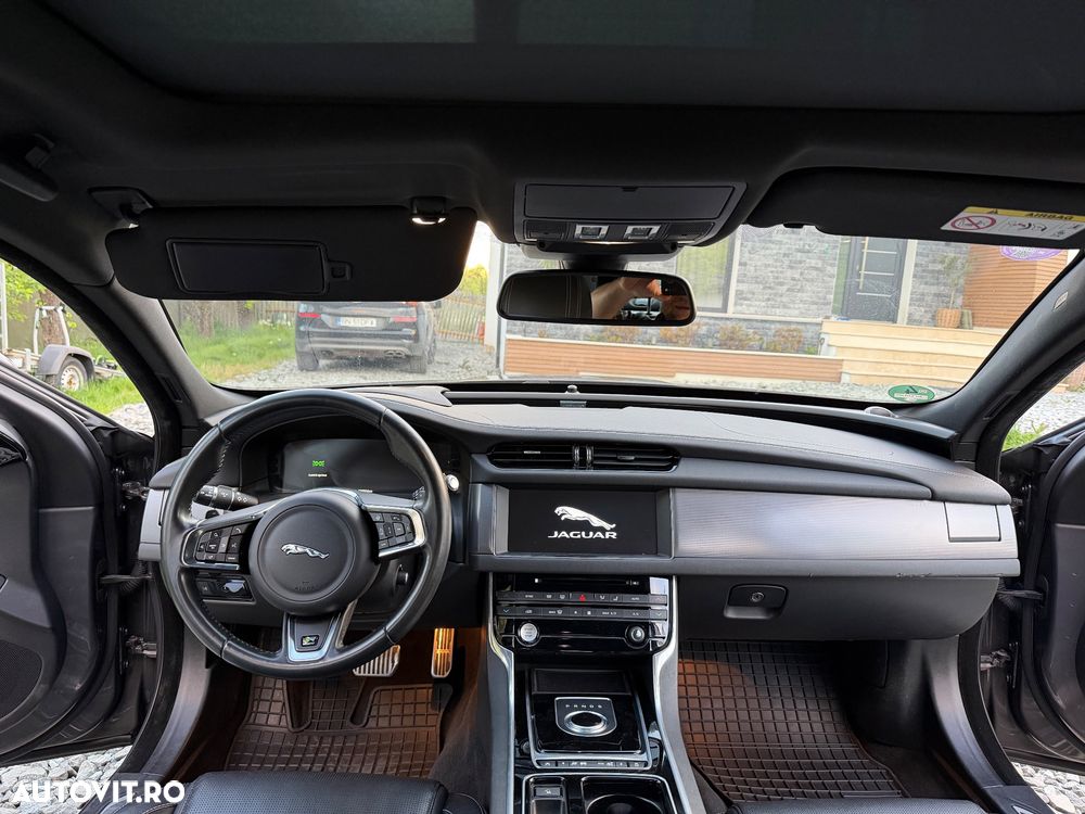Jaguar XF 20d AWD Aut. R-Sport - 22