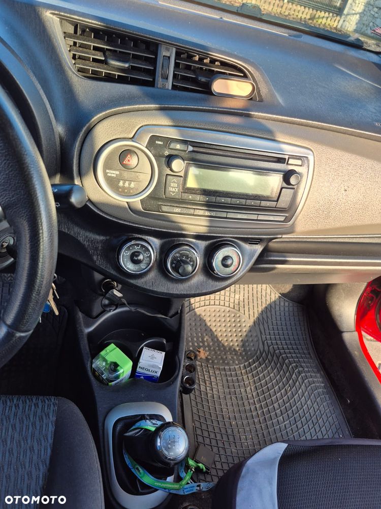 Toyota Yaris - 7