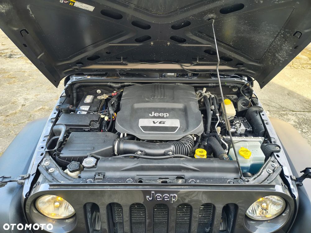 Jeep Wrangler Unlimited 3.6 Automatik X - 22