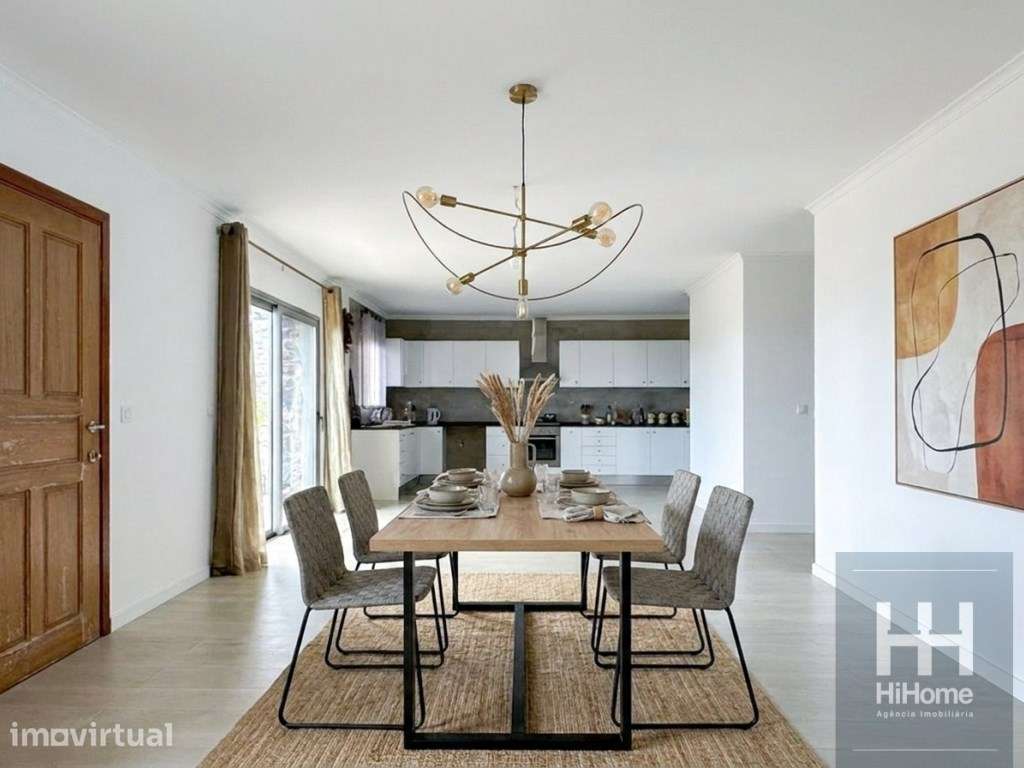 Moradia geminada T3 +1 em São Roque - Funchal - Grande imagem: 2/32