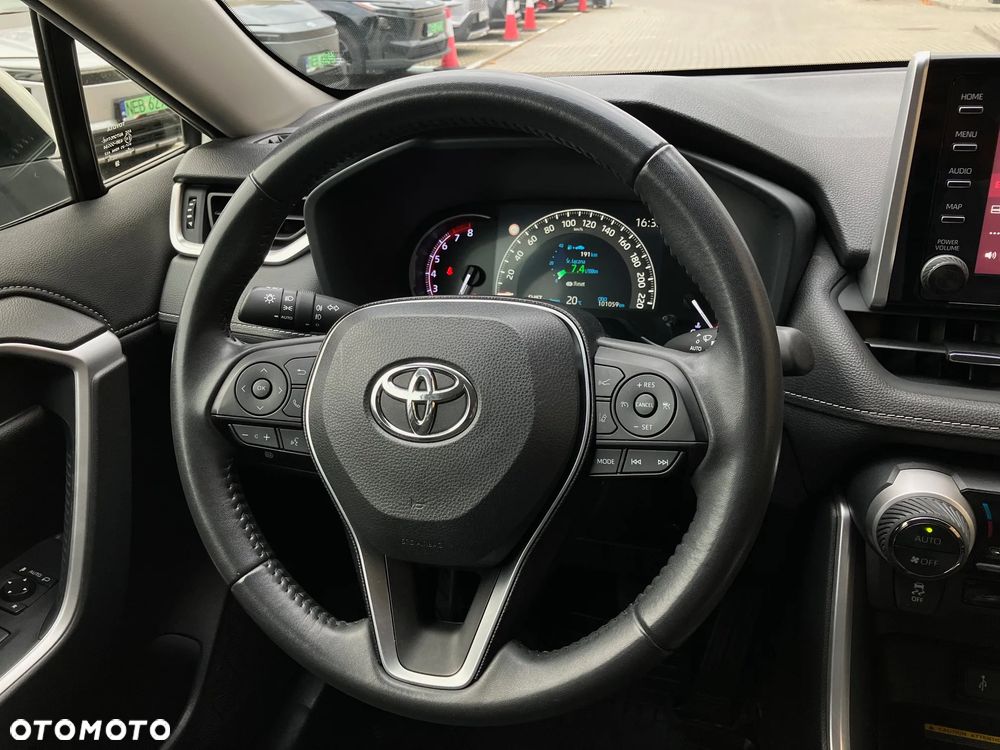 Toyota RAV4 2.0 Comfort 4x2 - 23