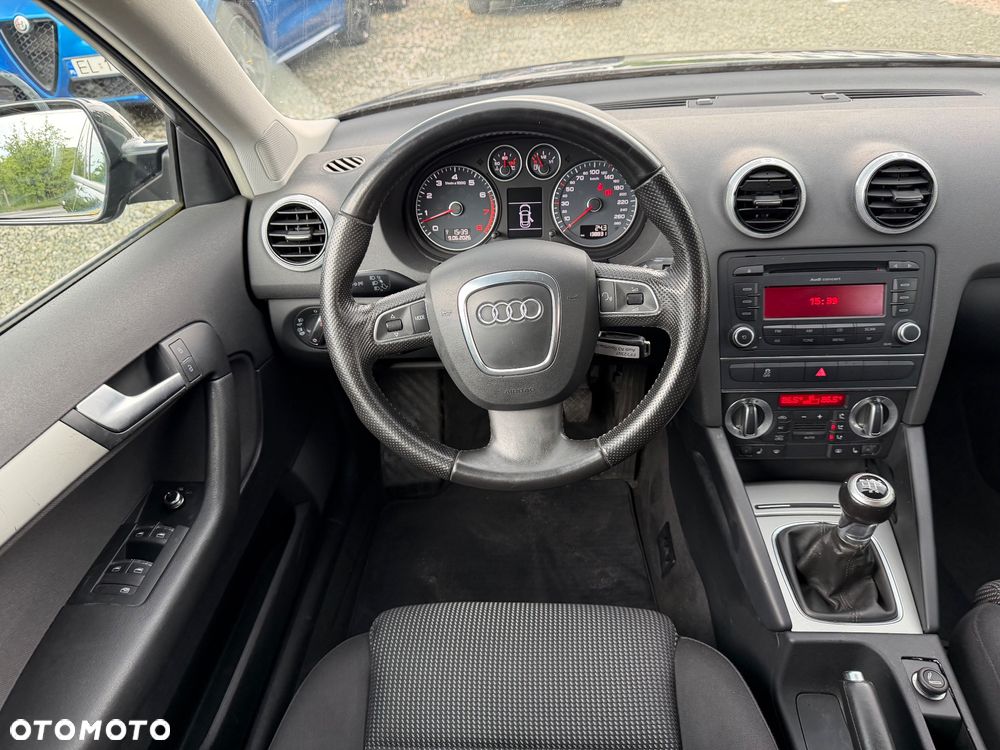 Audi A3 Sportback 1.6 Ambition - 33