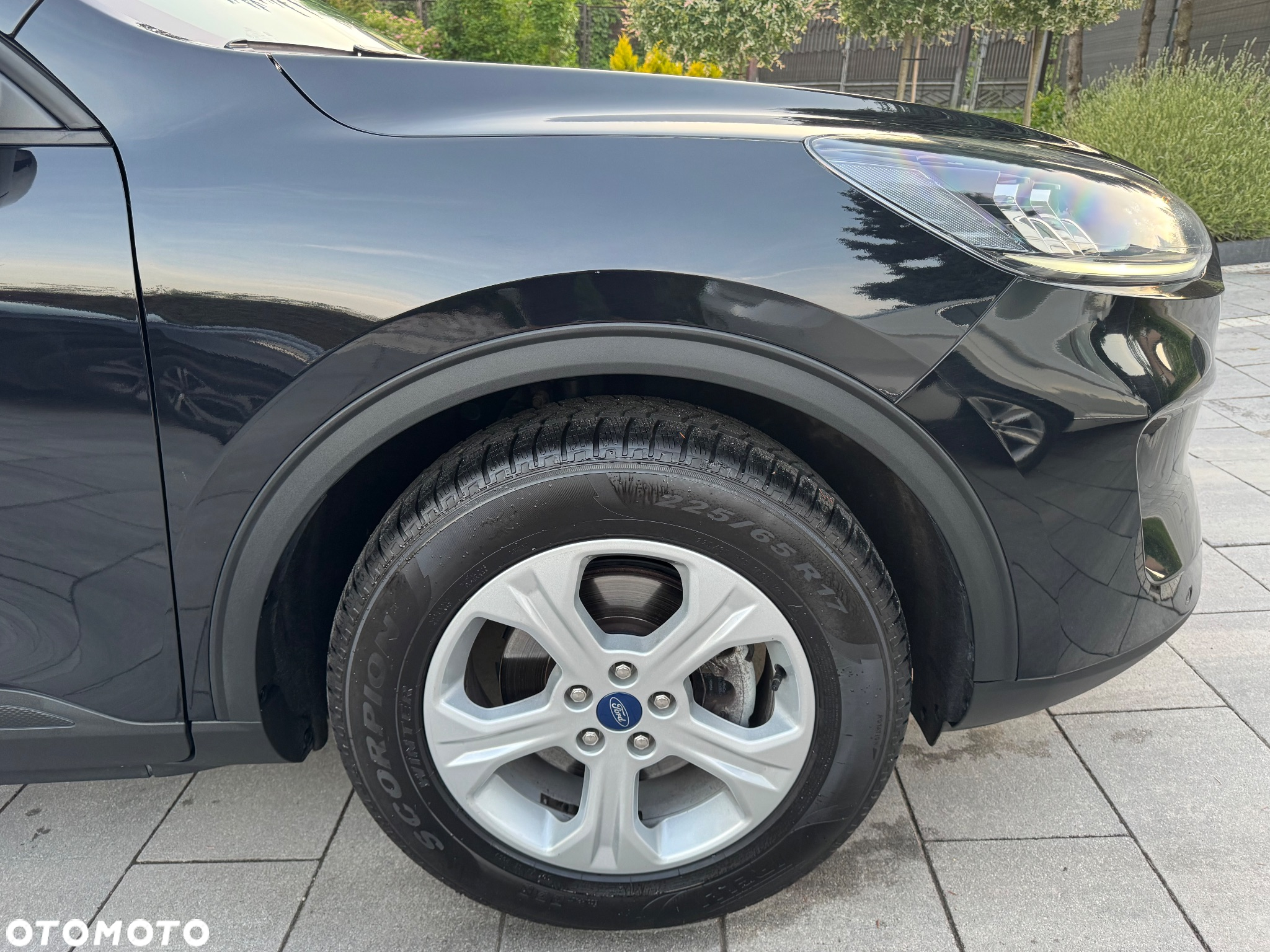 Ford Kuga - 13