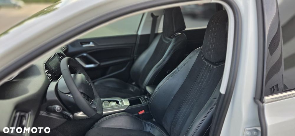 Peugeot 308 BlueHDi 150 EAT6 Stop & Start GT-Line Edition - 39
