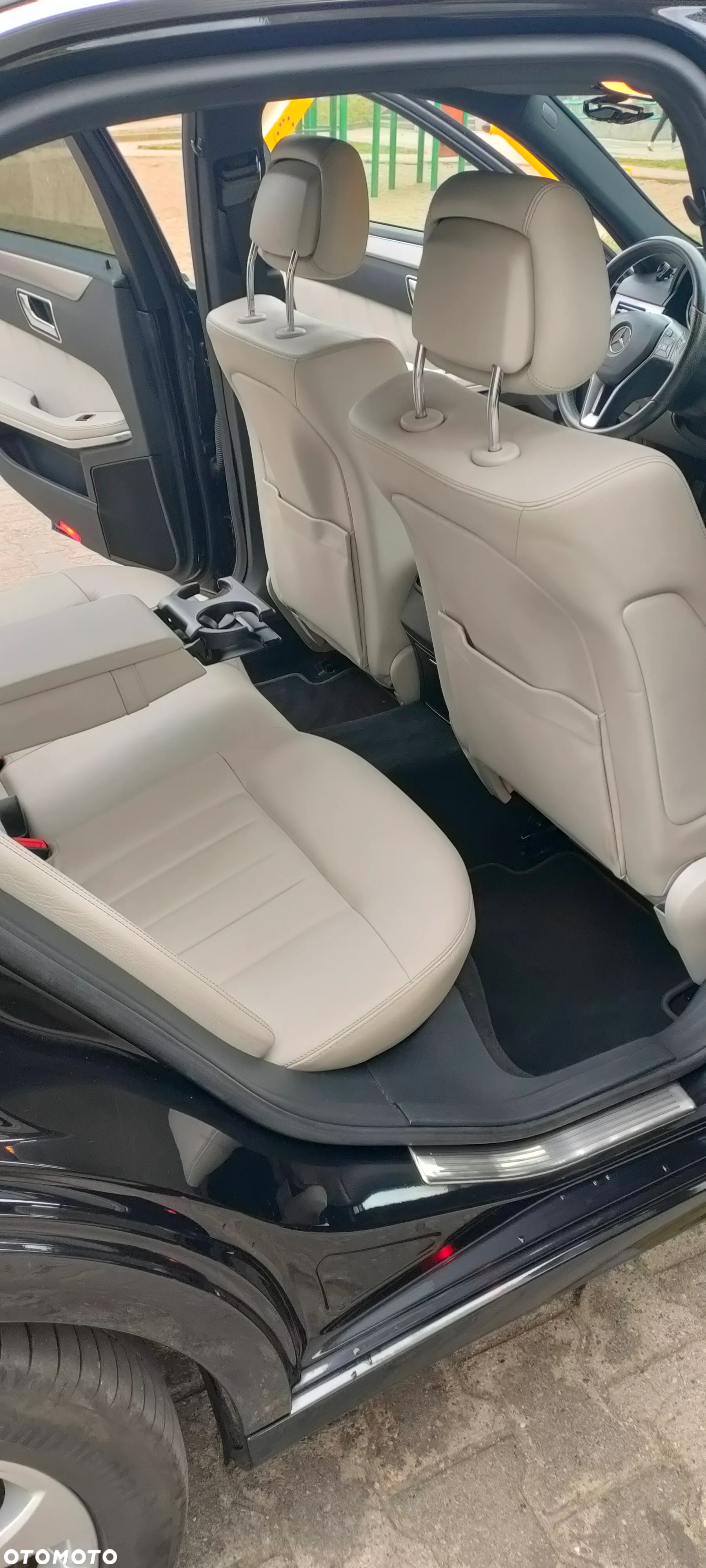 Mercedes-Benz Klasa E 250 Avantgarde - 11