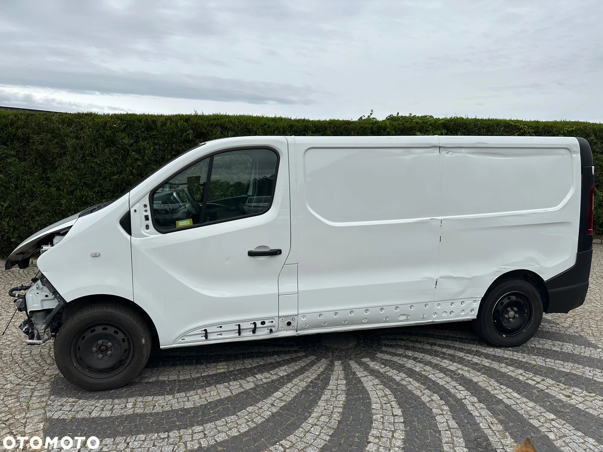 Renault Trafic - 11