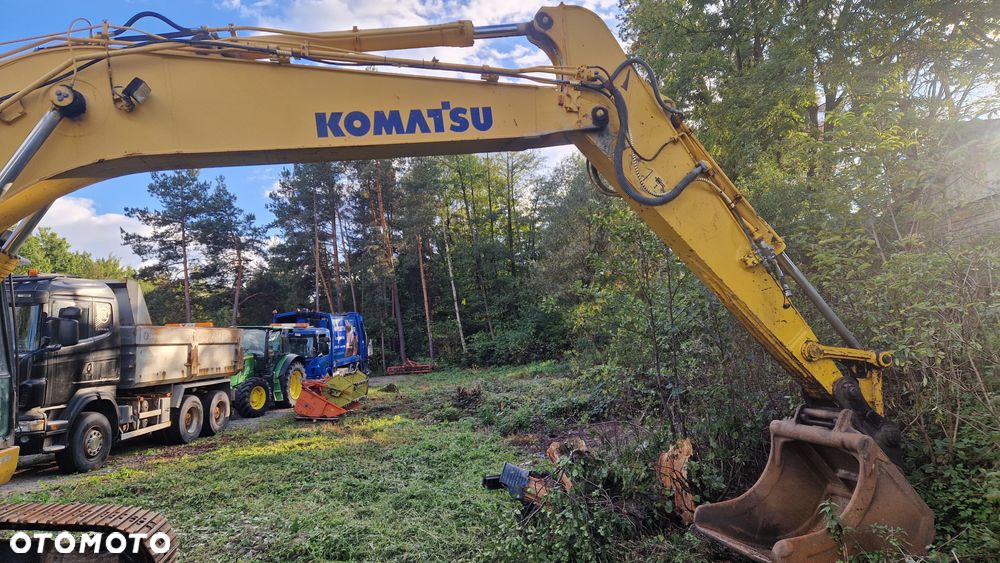 Komatsu PC228USLC - 11