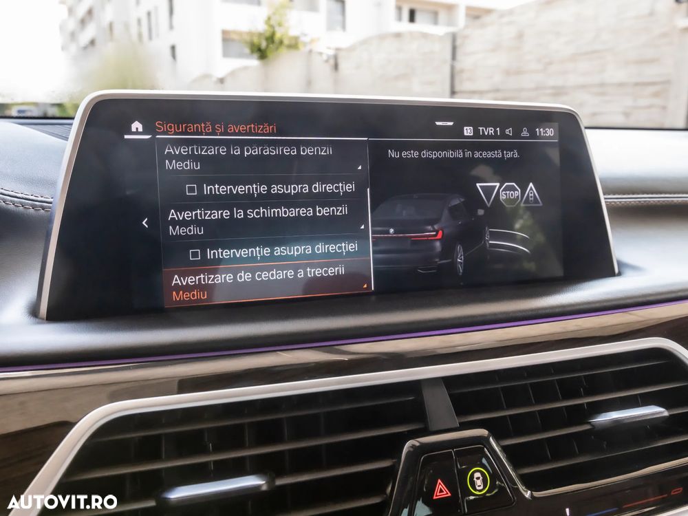 BMW Seria 7 740Ld xDrive - 29