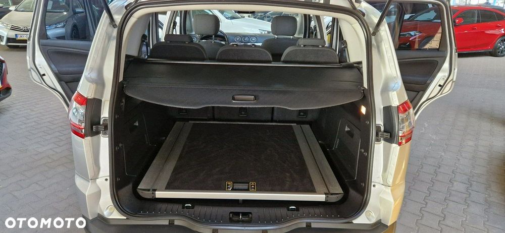 Ford S-Max - 20