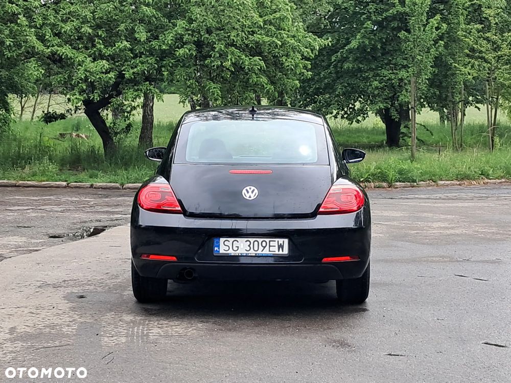 Volkswagen Beetle 1.6 TDI DPF Blue Motion Technologie Design - 5