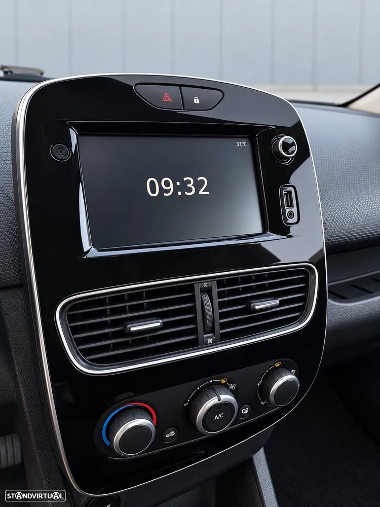 Renault Clio 0.9 TCe Limited Bi-Fuel - 7