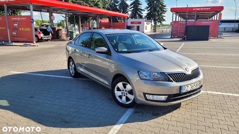 Skoda RAPID 1.2 TSI Joy - 8