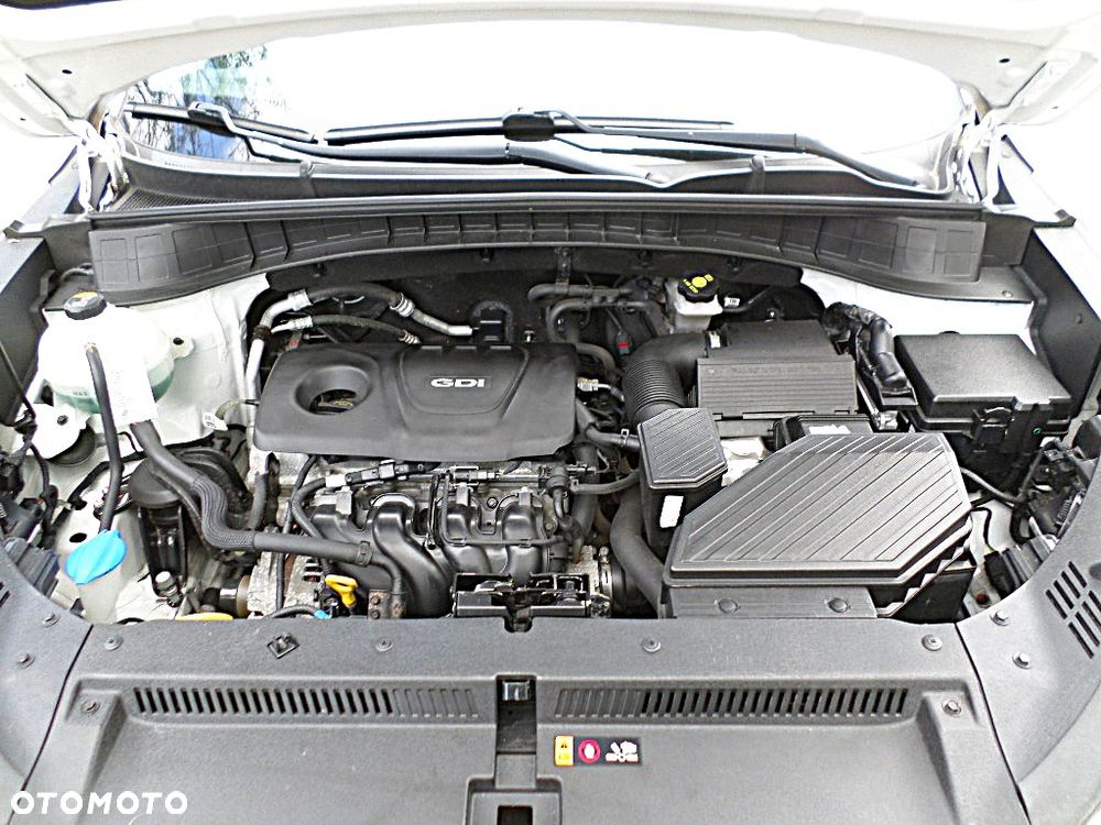 Hyundai Tucson 1.6 GDI BlueDrive Style 2WD - 40