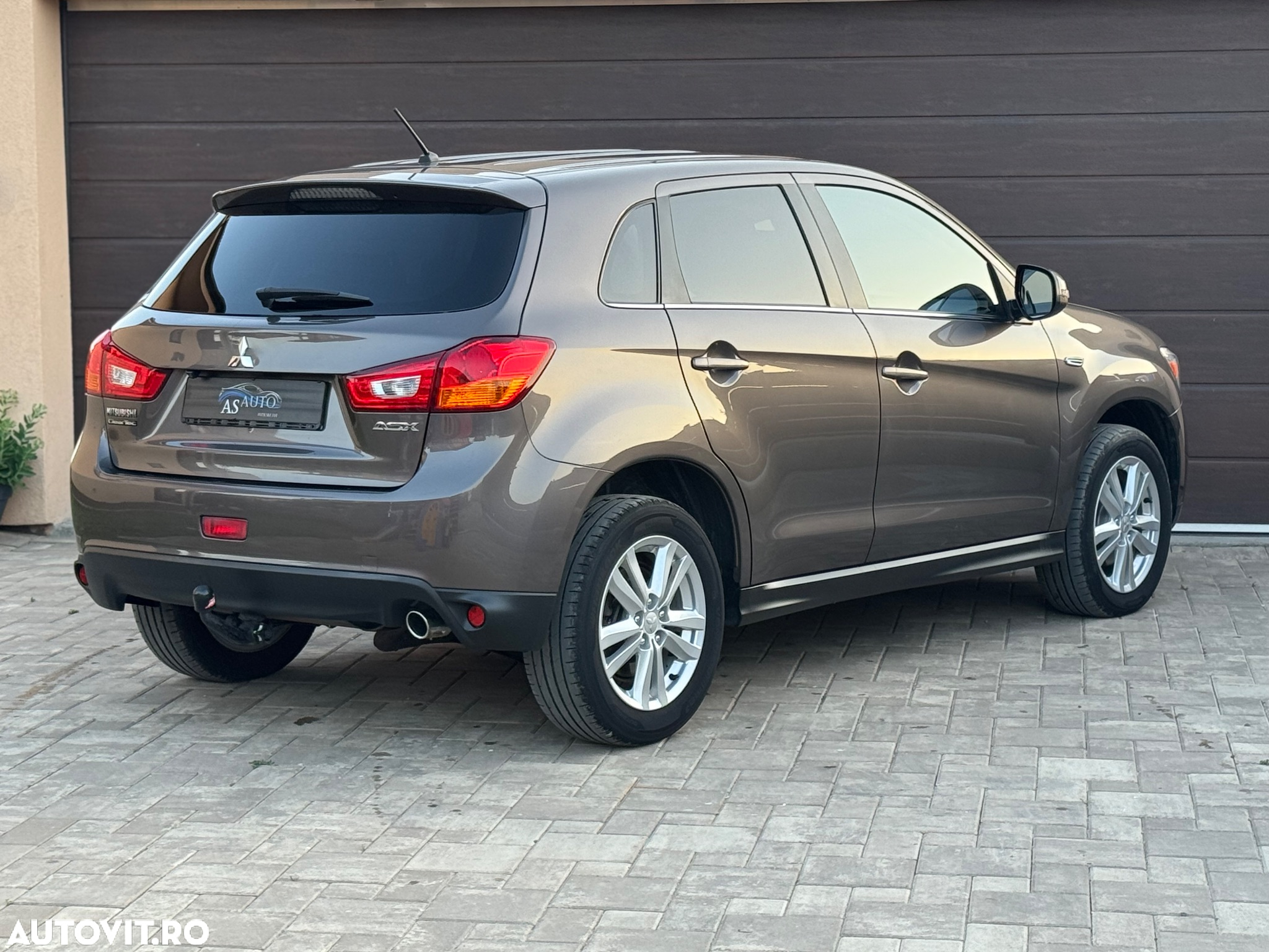Mitsubishi ASX 1.8 DI-D 2WD Diamant Edition - 16