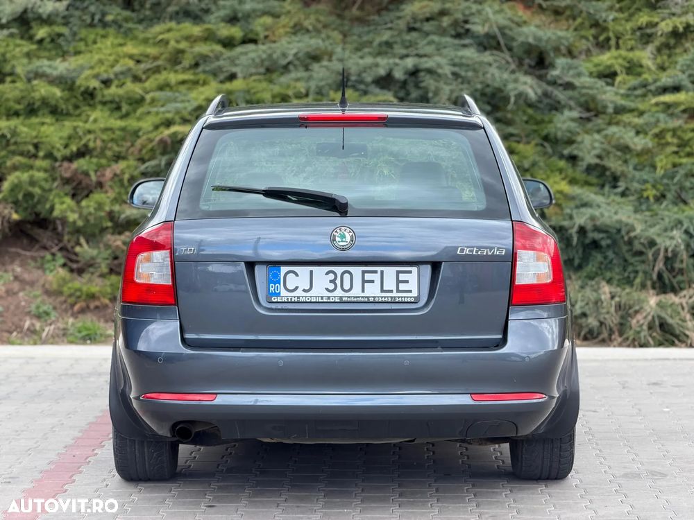 Skoda Octavia 1.6 TDI DPF Ambiente - 10