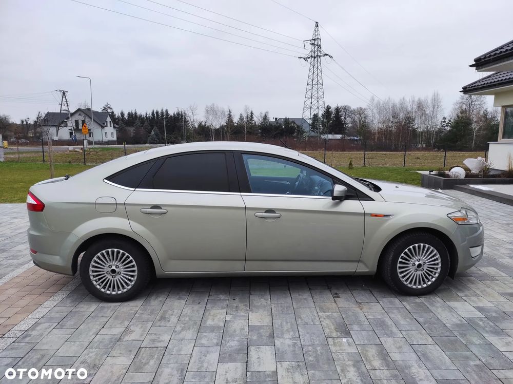 Ford Mondeo 2.0 TDCi Titanium - 4