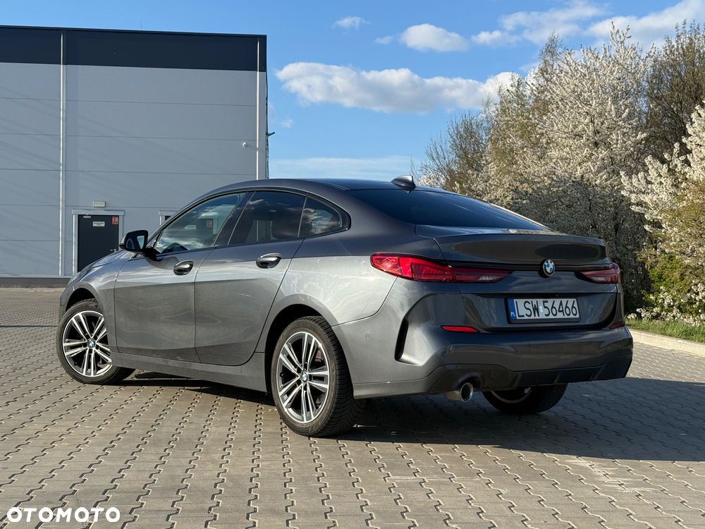 BMW Seria 2 216d Sport Line - 4