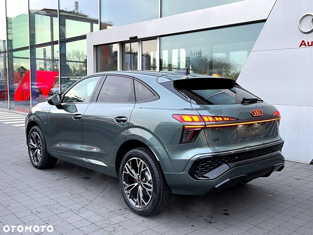 Audi Q3 Sportback - 3