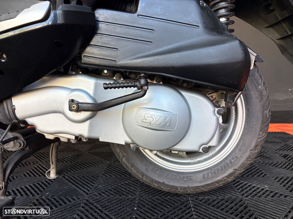 Sym GTS 125 Evo - 10