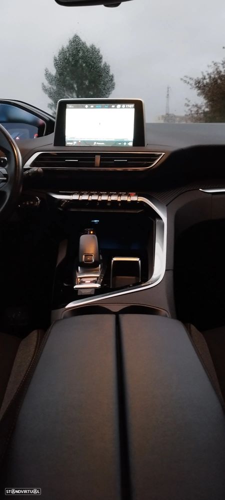 Peugeot 3008 BlueHDi 130 Stop & Start EAT8 Allure - 27