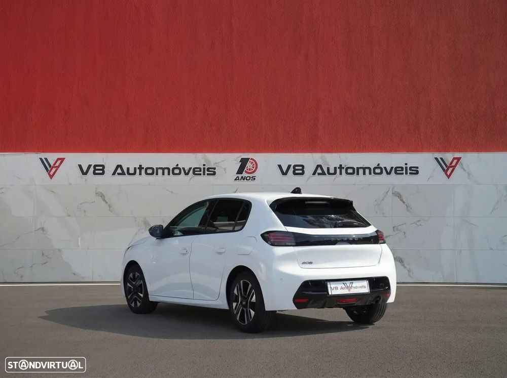 Peugeot 208 - 4