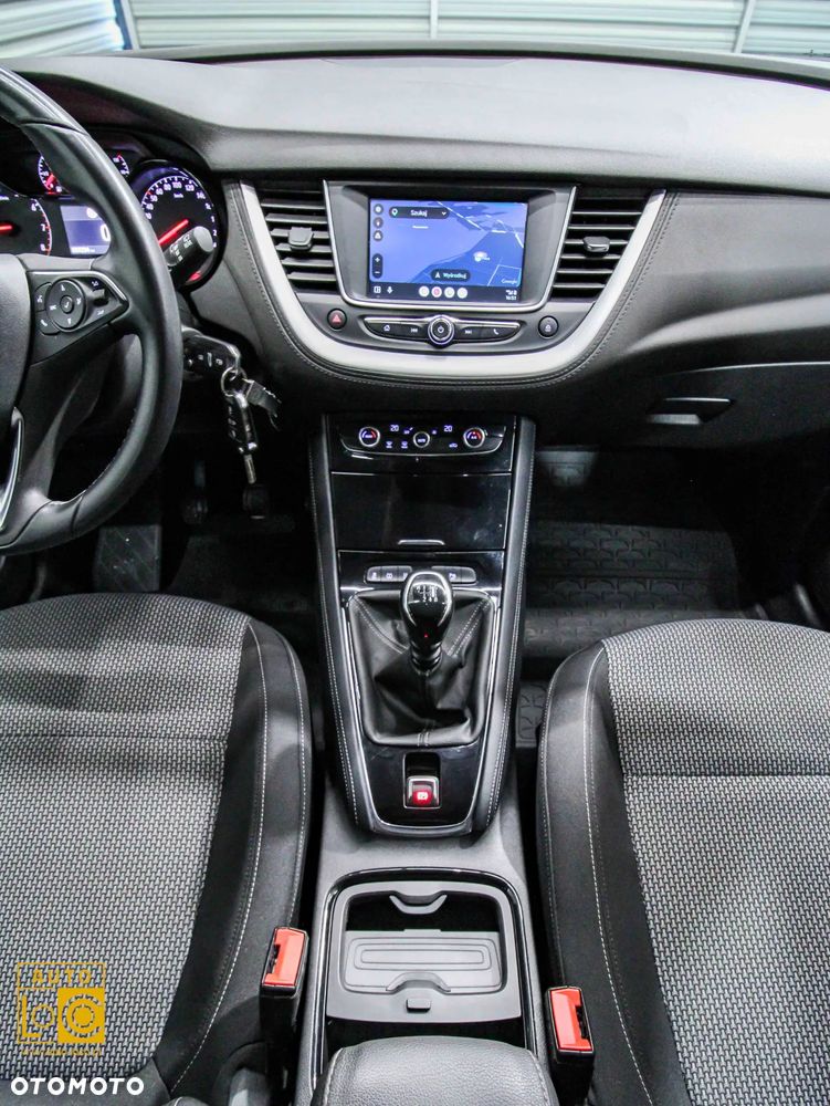 Opel Grandland X 1.2 T Enjoy S&S - 16