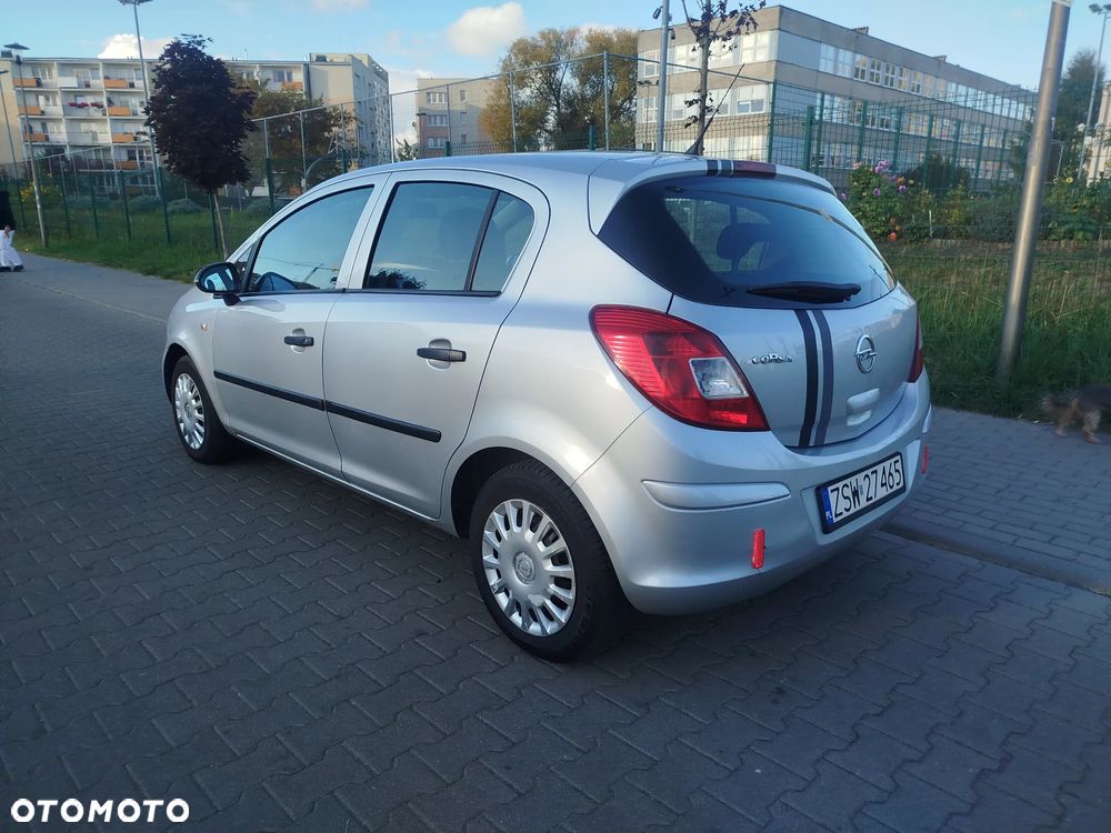 Opel Corsa - 1