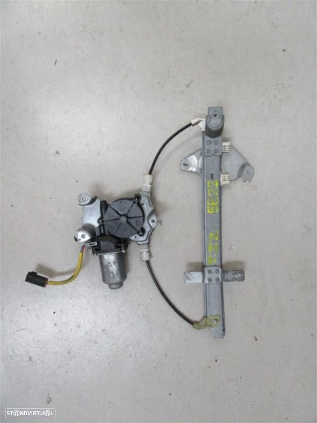 ELEVADOR TRASEIRO ESQUERDO NISSAN ALMERA 2.2 TD - 1
