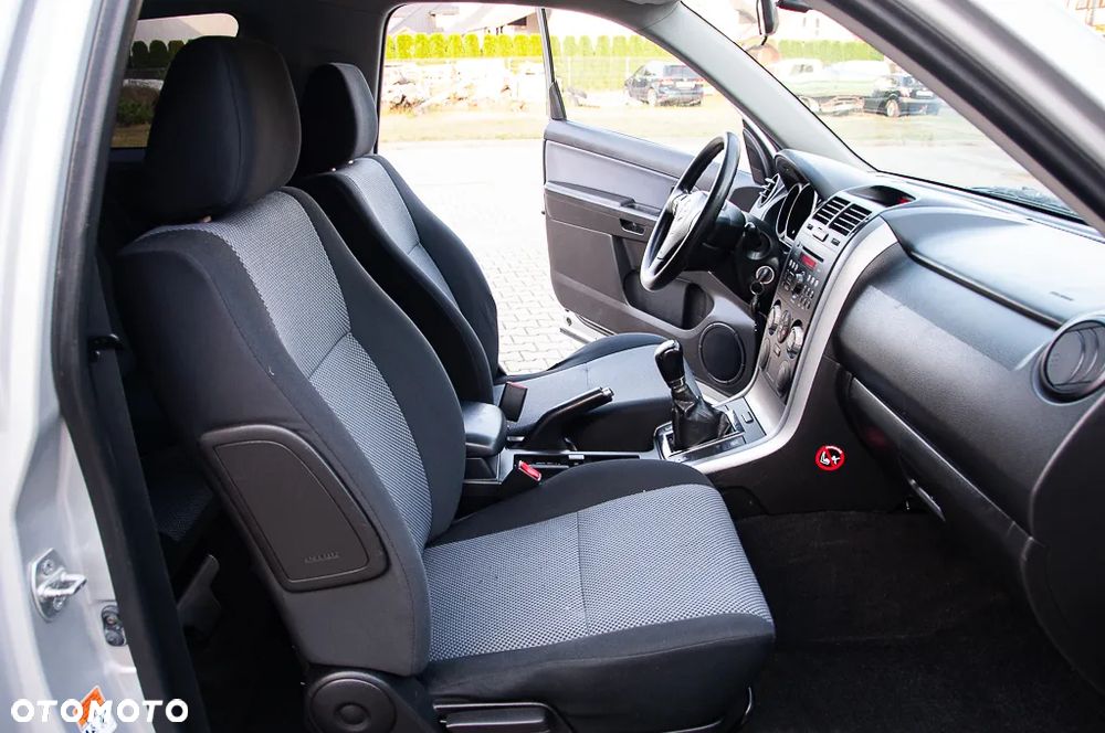 Suzuki Grand Vitara 1.6 Comfort - 6