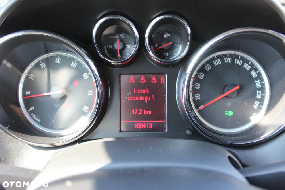 Opel Astra 1.6 NAVI - 27