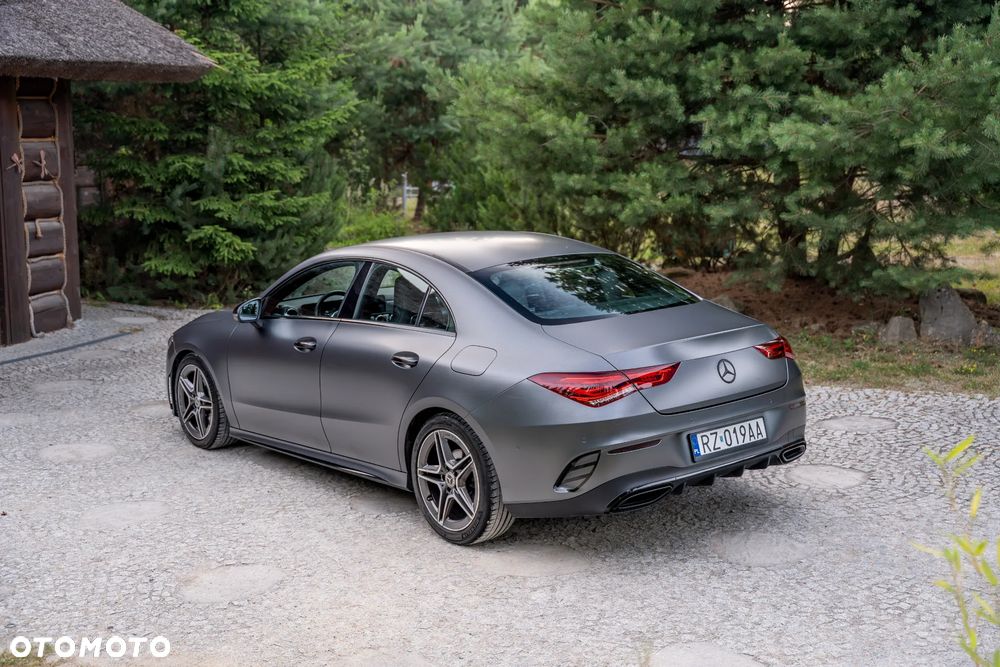 Mercedes-Benz CLA 180 AMG Line 7G-DCT - 3