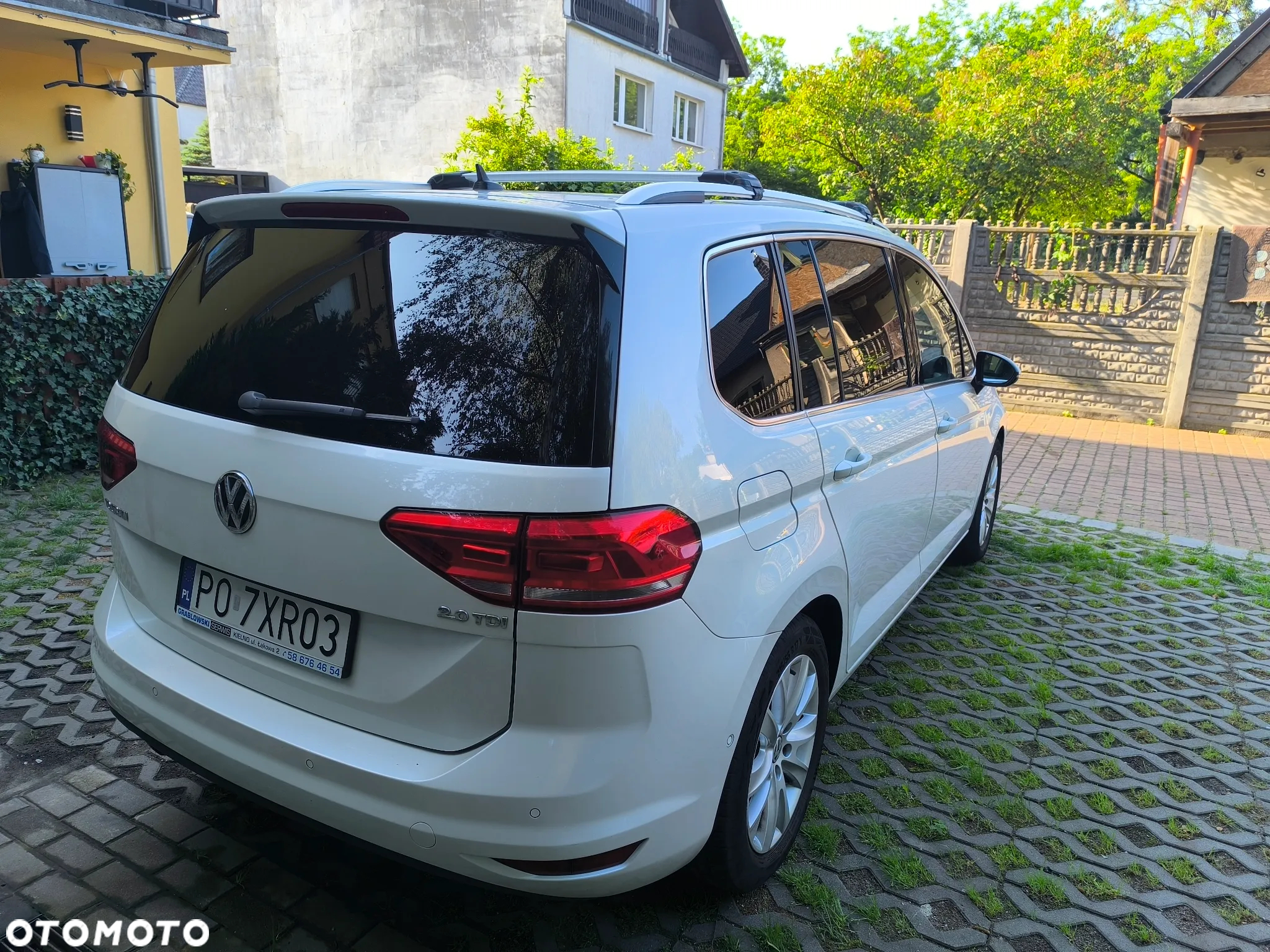 Volkswagen Touran - 2