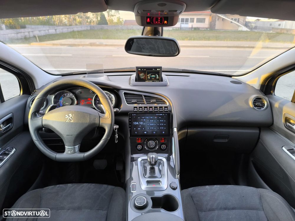 Peugeot 3008 2.0 HDi Hybrid4 - 36