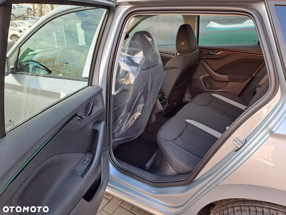 Skoda Kamiq 1.5 TSI Drive DSG - 6